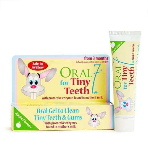 0006837_kem-ve-sinh-rang-nuou-cho-be-duoi-3-tuoi-va-kem-theo-ban-chai-danh-rang-xo-ngon-oral7-tiny-teeth_500